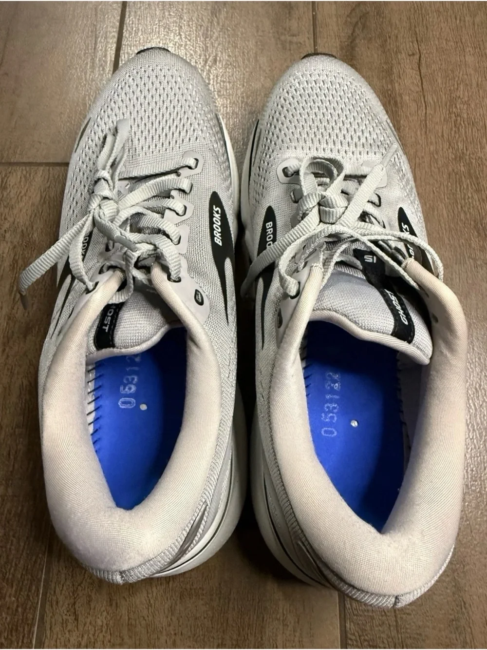 Brooks Ghost 15 Gray - 110393-1D-098 Men’s Sz 9 - NO INSOLES